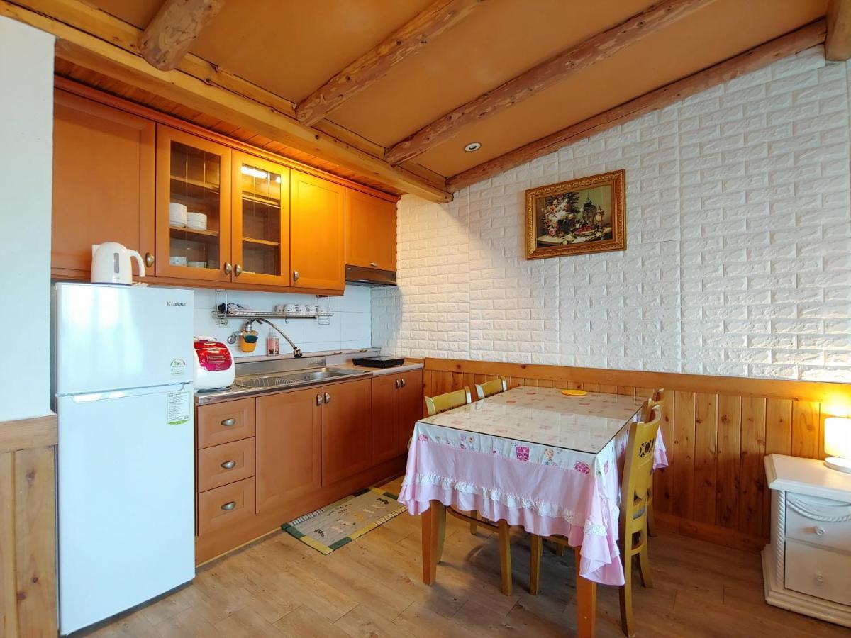 Herb In Pension Чеджу Екстериор снимка